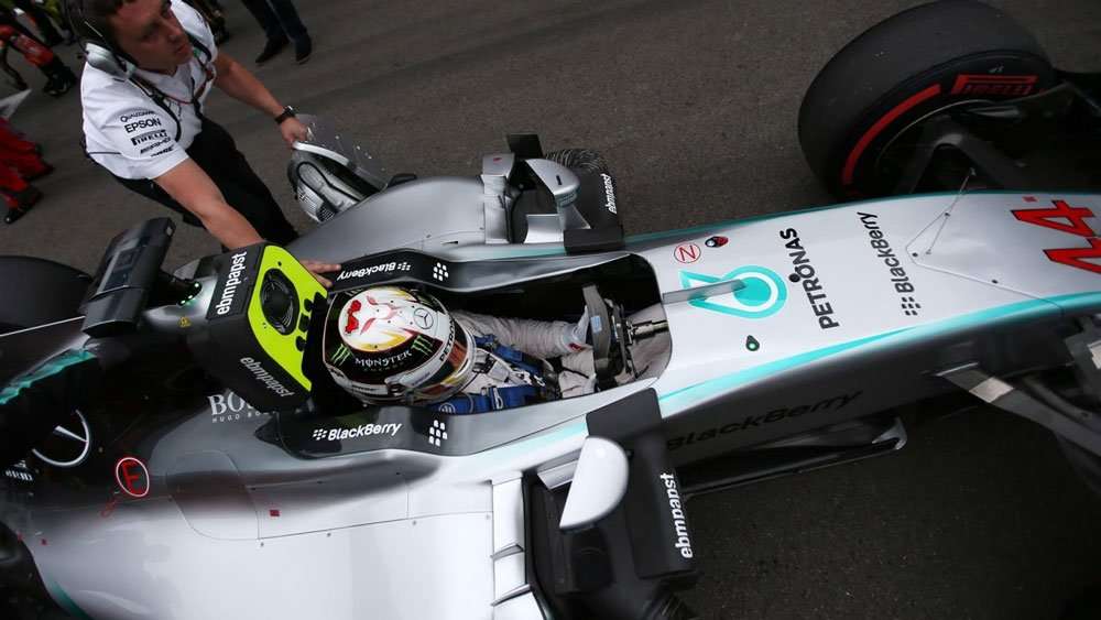 F1: Menangi GP Rusia, Hamilton Selangkah Lagi Juara Dunia F1: Menangi GP Rusia, Hamilton Selangkah Lagi Juara Dunia