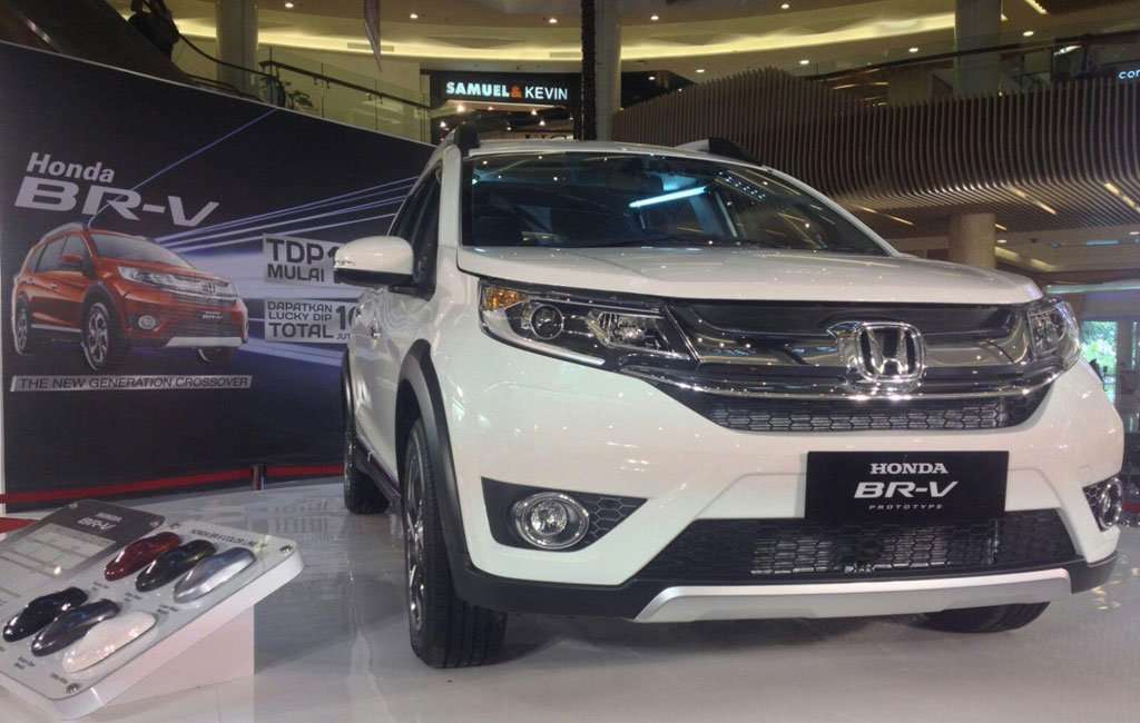 Honda BR-V Mejeng di Kasablanka Mall Sepanjang Pekan Ini Honda BR-V Mejeng di Kasablanka Mall Sepanjang Pekan Ini