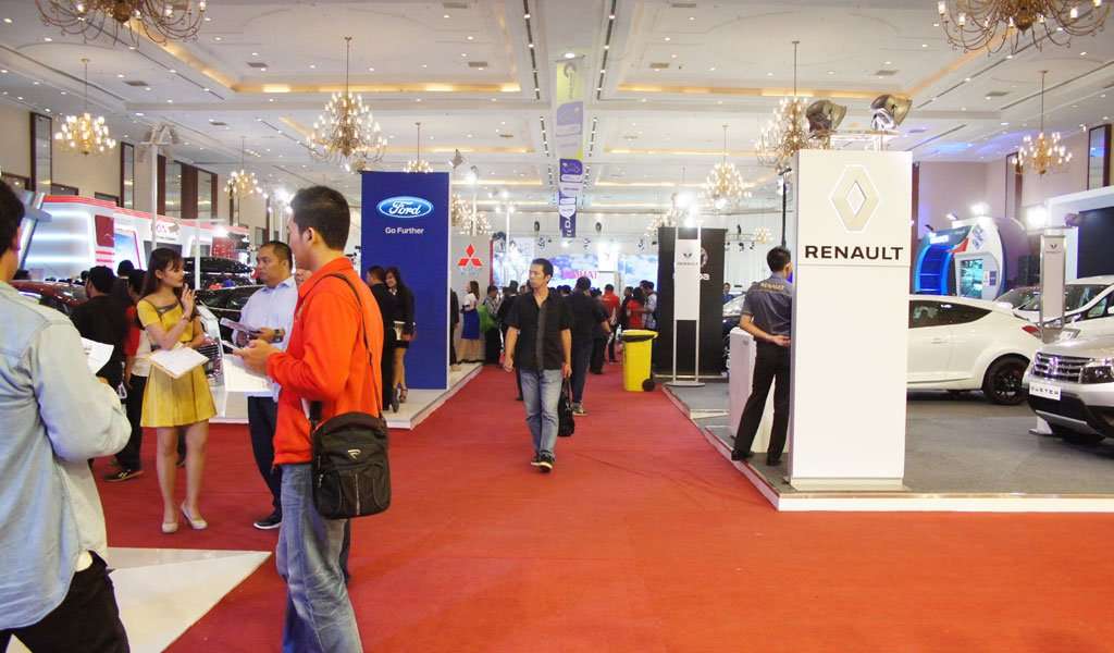 Jakarta Auto Show 2015 Banjir Promosi Jakarta Auto Show 2015 Banjir Promosi
