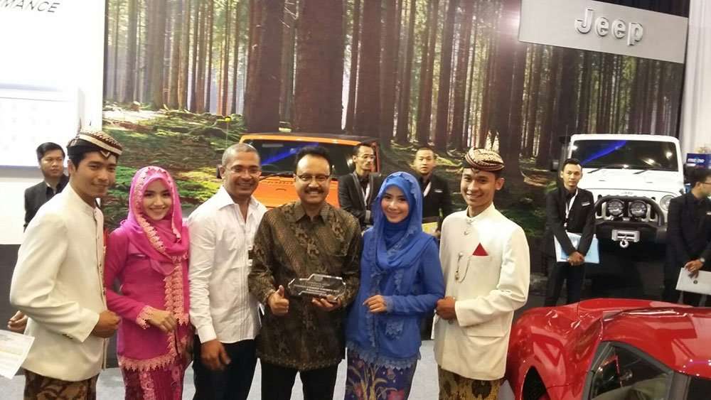 Garansindo Turun dengan Kekuatan Penuh di Pameran Otomotif Surabaya 2015 Garansindo Turun dengan Kekuatan Penuh di Pameran Otomotif Surabaya 2015