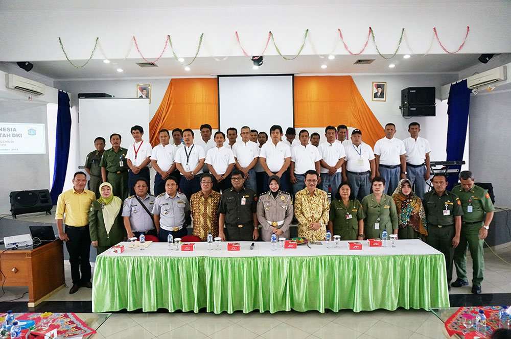 Hino Berikan Pelatihan Pengemudi Hino Berikan Pelatihan Pengemudi