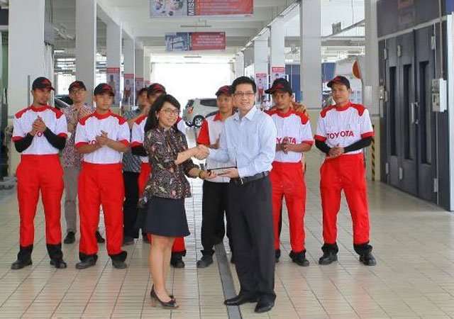 Bengkel Bodi & Cat Auto2000 Terima Sertifikasi Kelas Dunia Bengkel Bodi & Cat Auto2000 Terima Sertifikasi Kelas Dunia