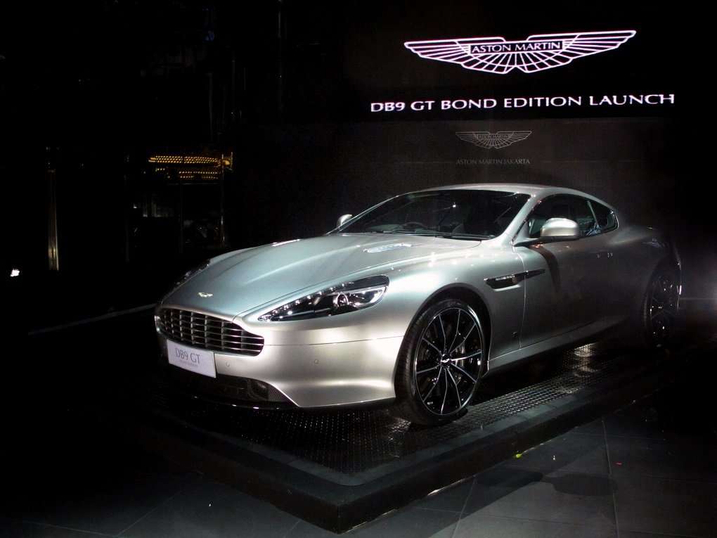Aston Martin DB9 GT Bond Edition Aston Martin DB9 GT Bond Edition