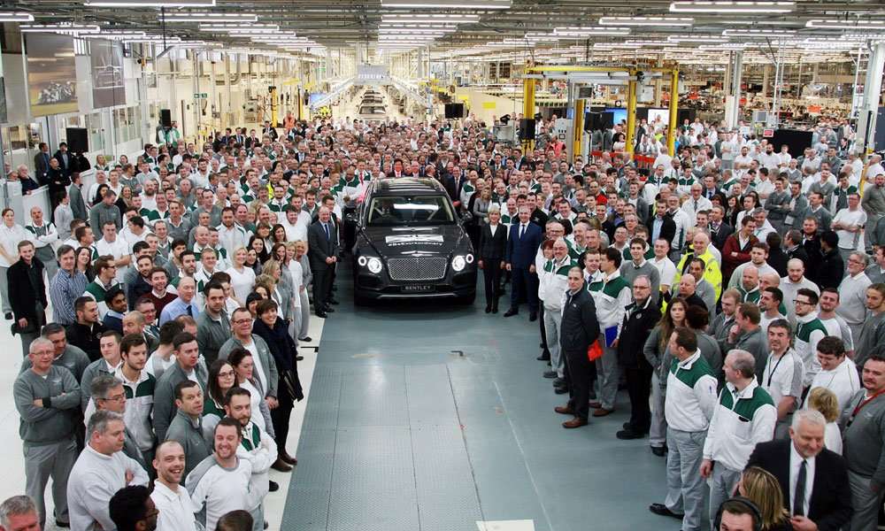 Bentley Mulai Produksi Bentayga, SUV Termahal dan Terkencang di Dunia Bentley Mulai Produksi Bentayga, SUV Termahal dan Terkencang di Dunia