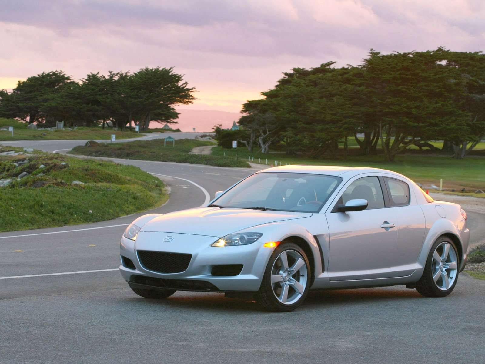 Edan! Mazda RX-8 Ini Memiliki Tenaga 1600 HP Edan! Mazda RX-8 Ini Memiliki Tenaga 1600 HP