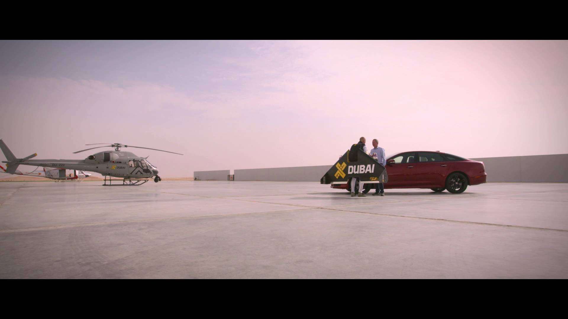 Video: Jaguar XJ Vs The Jetman Video: Jaguar XJ Vs The Jetman