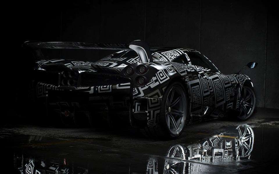 Pagani Huayra Versi Hardcore Pagani Huayra Versi Hardcore