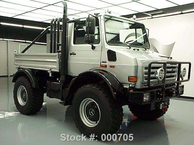 Mercy Unimog Milik Arnold Schwarzenegger Rp 4,8 Miliar Mercy Unimog Milik Arnold Schwarzenegger Rp 4,8 Miliar