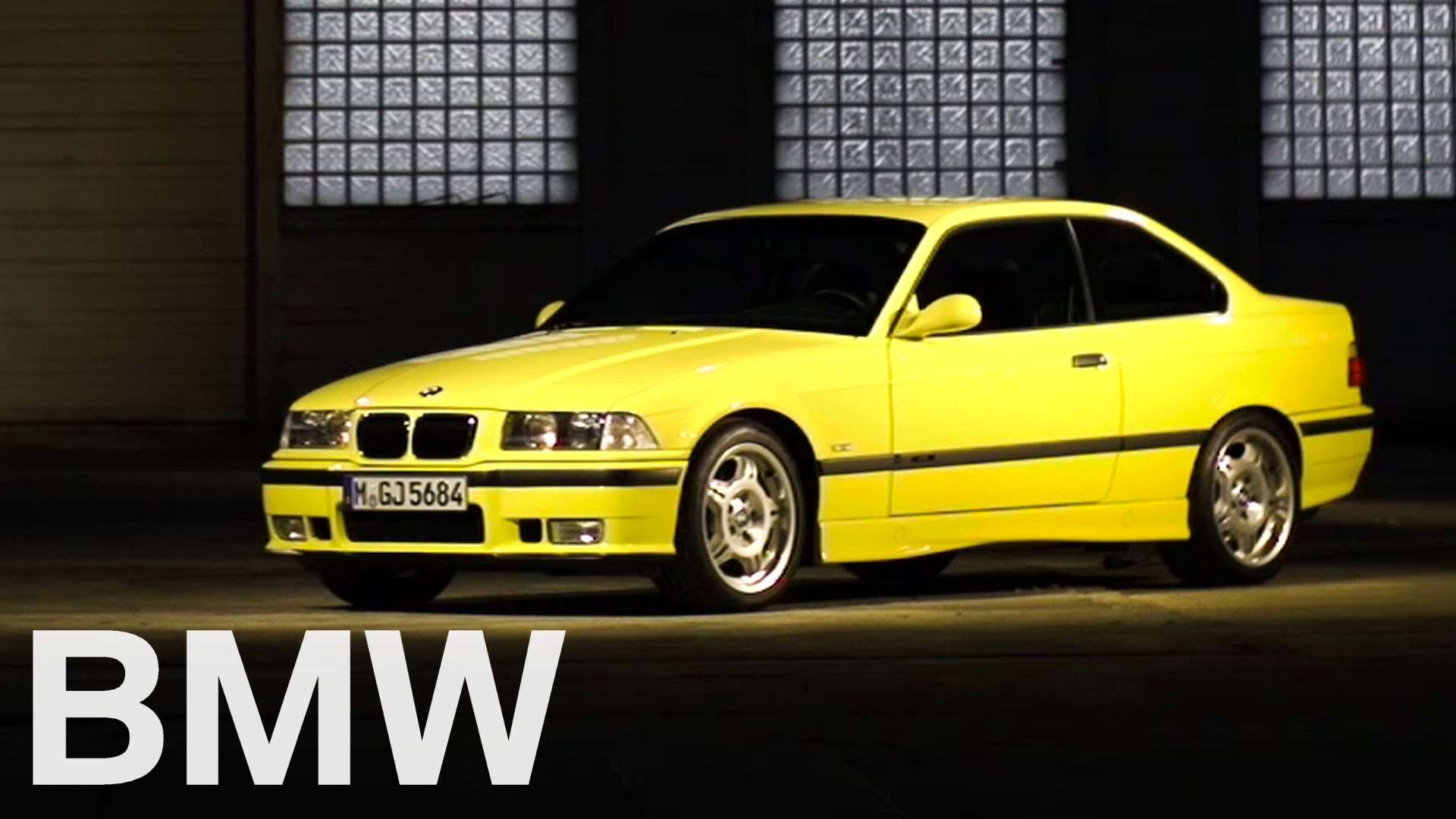 Video: Evolusi BMW M3, Generasi Kedua E36 Video: Evolusi BMW M3, Generasi Kedua E36