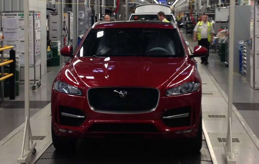 Jaguar Diam-Diam Sudah Produksi F-Pace Jaguar Diam-Diam Sudah Produksi F-Pace