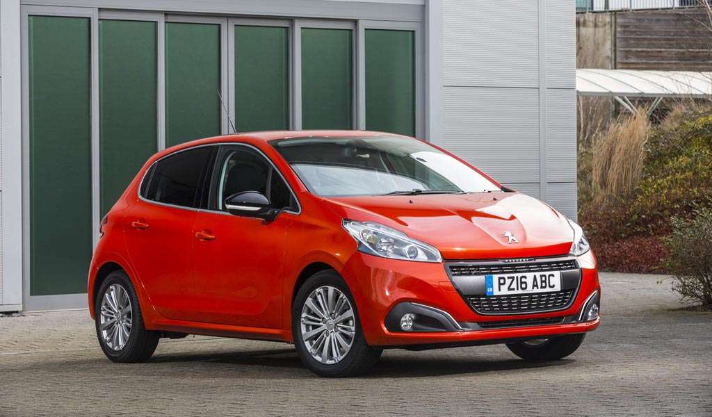 Peugeot 208 1.6 BlueHDi, Mobil Non-Hybrid Paling Bersih di Dunia Peugeot 208 1.6 BlueHDi, Mobil Non-Hybrid Paling Bersih di Dunia