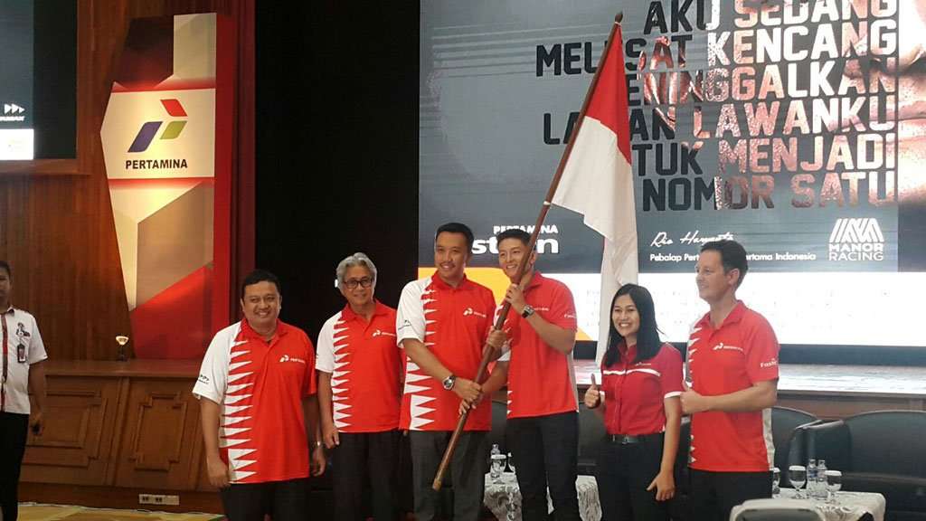 Resmi, Rio Haryanto Bela Tim Manor di F1 2016 Resmi, Rio Haryanto Bela Tim Manor di F1 2016