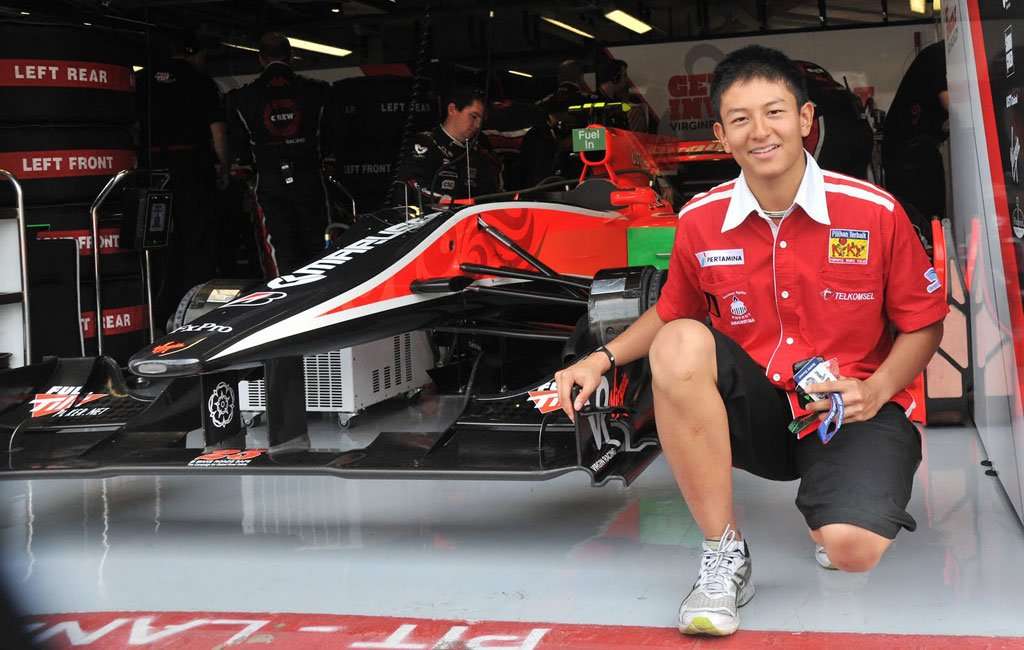 Rio Haryanto Gabung ke Manor Racing, Lengkapi Line-Up F1 Musim 2016 Rio Haryanto Gabung ke Manor Racing, Lengkapi Line-Up F1 Musim 2016