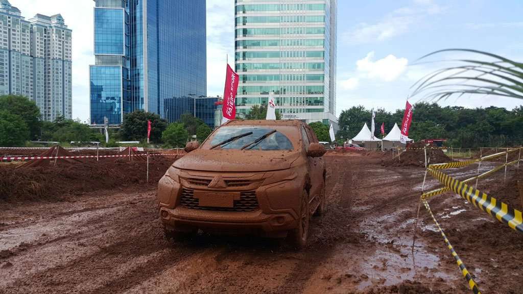 Test Drive: Bermain Lumpur Bersama Mitsubishi All New Pajero Sport Test Drive: Bermain Lumpur Bersama Mitsubishi All New Pajero Sport
