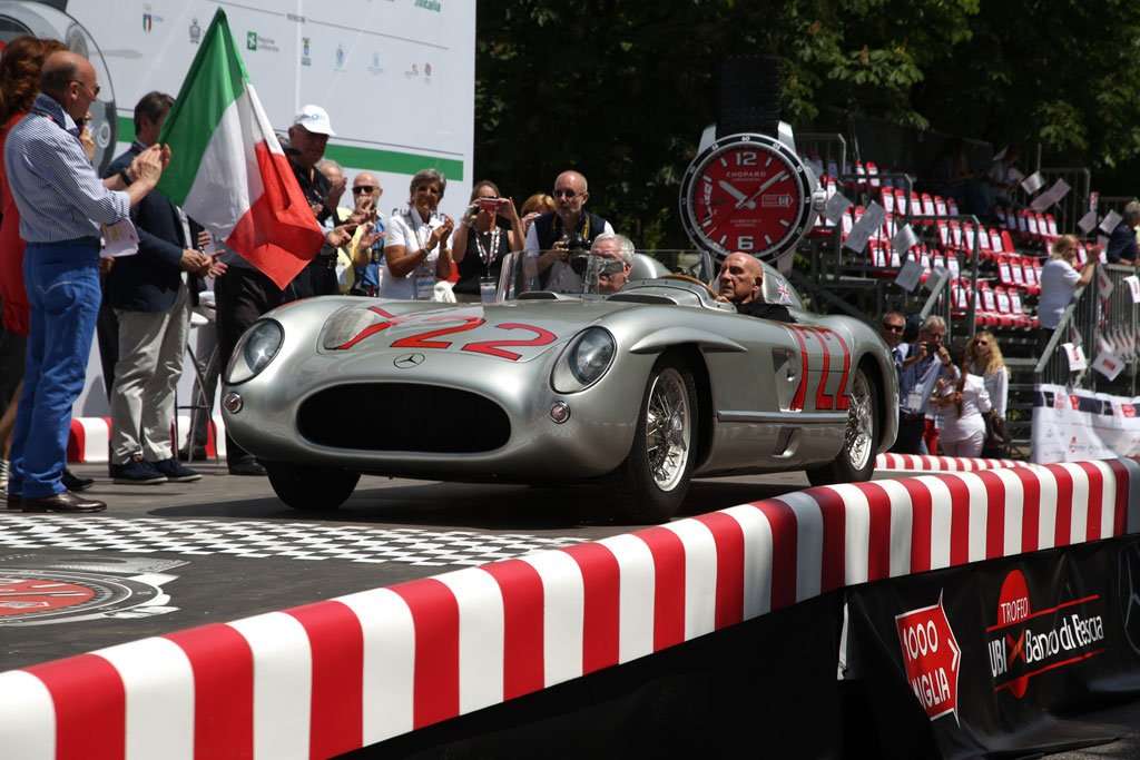 Mercedes-Benz Sponsori Mille Miglia 2016 Mercedes-Benz Sponsori Mille Miglia 2016