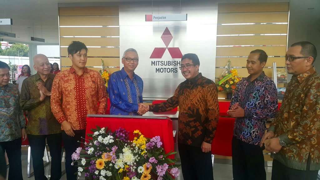 Mitsubishi Resmikan Diler ke-245 di Sidoarjo Mitsubishi Resmikan Diler ke-245 di Sidoarjo