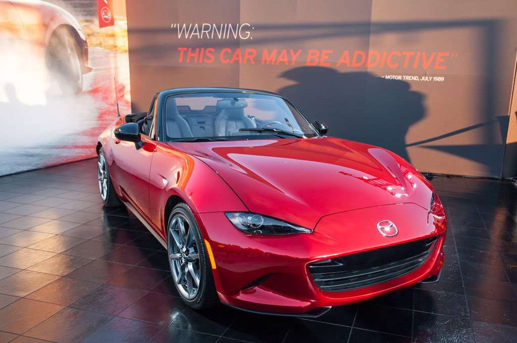 Mazda MX-5 Roadster Coupe Diluncurkan di New York? Mazda MX-5 Roadster Coupe Diluncurkan di New York?