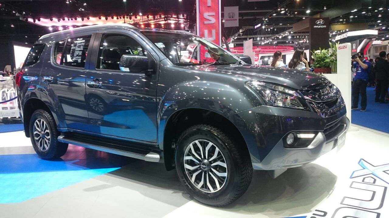 Isuzu mu-X Hadir di Bangkok Motor Show Isuzu mu-X Hadir di Bangkok Motor Show