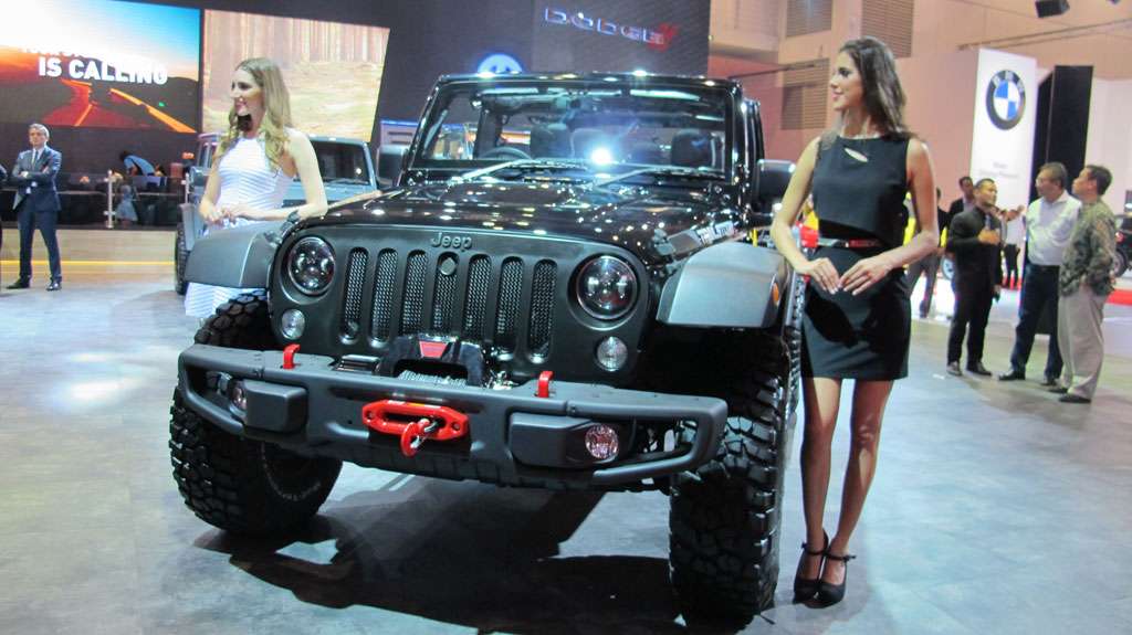 Jeep Wrangler Trailstrom Mejeng di IIMS 2016 Jeep Wrangler Trailstrom Mejeng di IIMS 2016