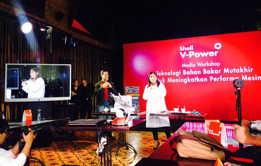 Shell Gelar Workshop Ungkap Keunggulan V-Power Shell Gelar Workshop Ungkap Keunggulan V-Power