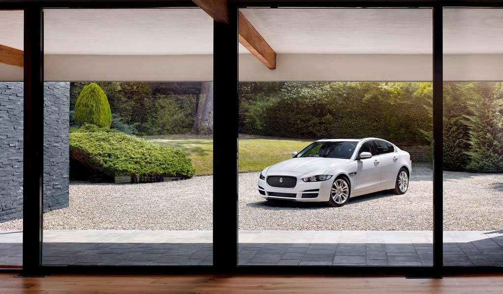 Jaguar Land Rover Catat Rekor Penjualan Jaguar Land Rover Catat Rekor Penjualan