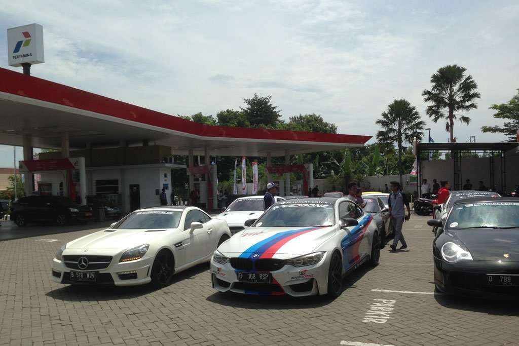 Pertamina Siapkan Pertamax dengan Oktan 98 Pertamina Siapkan Pertamax dengan Oktan 98