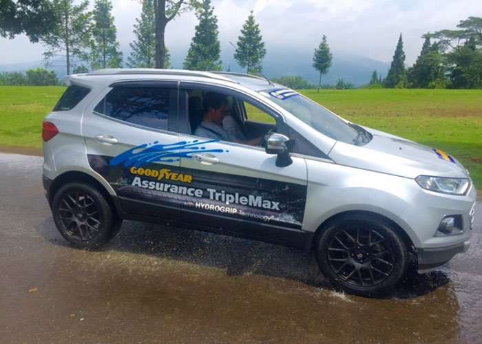 Goodyear Perkenalkan Inovasi Ban untuk Jalanan Basah Goodyear Perkenalkan Inovasi Ban untuk Jalanan Basah