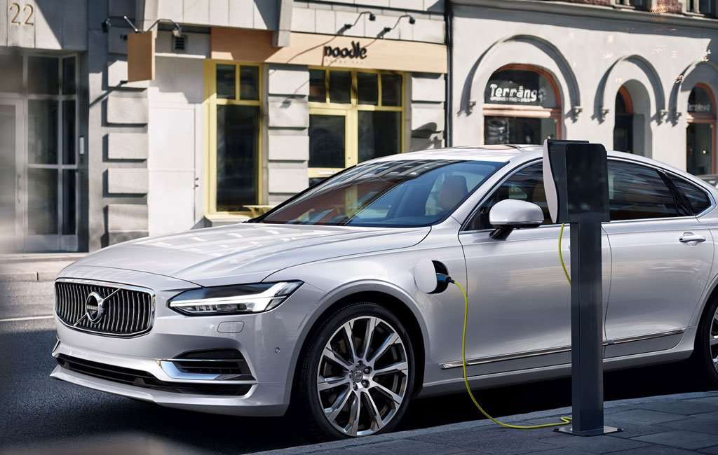 Volvo Targetkan Jual 1 Juta Mobil Listrik Pada 2025 Volvo Targetkan Jual 1 Juta Mobil Listrik Pada 2025