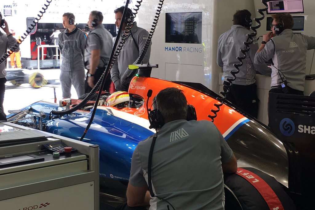 Rio Haryanto Alami Masalah Teknis, Hanya Lakukan 8 Lap Rio Haryanto Alami Masalah Teknis, Hanya Lakukan 8 Lap