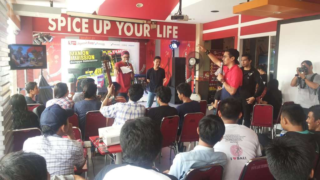 Nobar GP2 Series di KFC Lenteng Agung Nobar GP2 Series di KFC Lenteng Agung