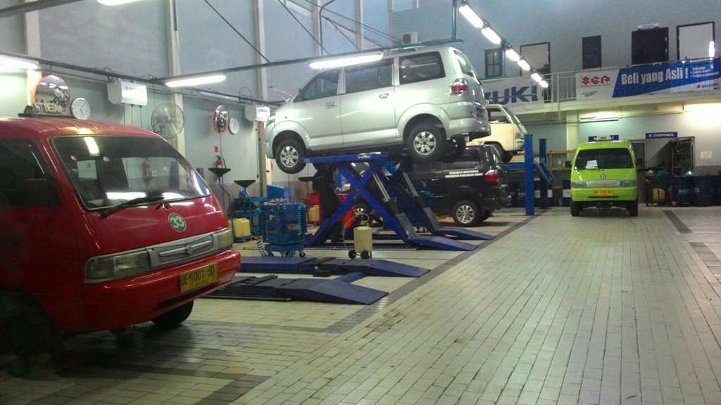 Suzuki Angkot Day, Servis Gratis Angkutan Kota di Ambon Suzuki Angkot Day, Servis Gratis Angkutan Kota di Ambon