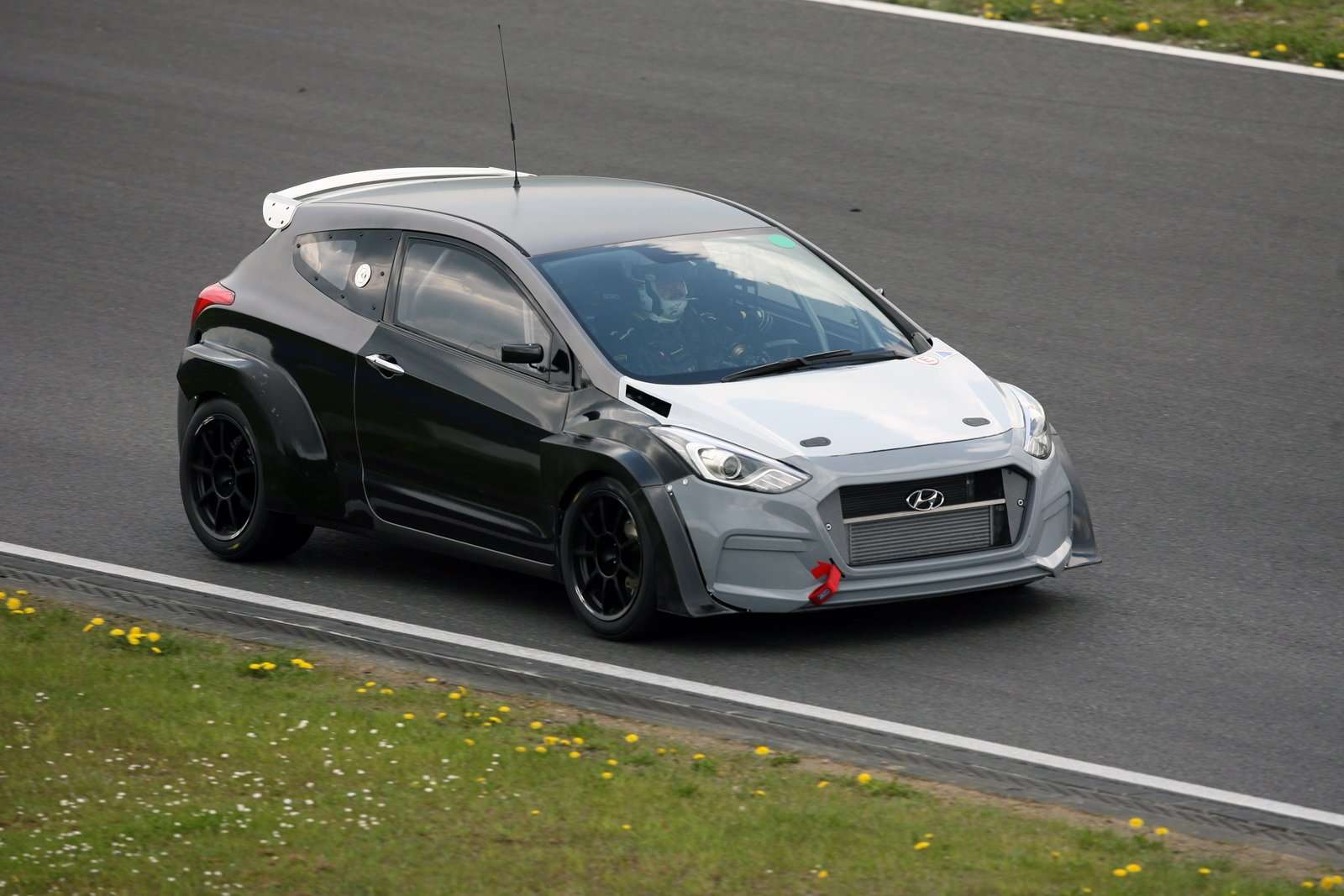 Hyundai Ikut Nurburgring 24H Menggunakan i30 N Prototype Hyundai Ikut Nurburgring 24H Menggunakan i30 N Prototype