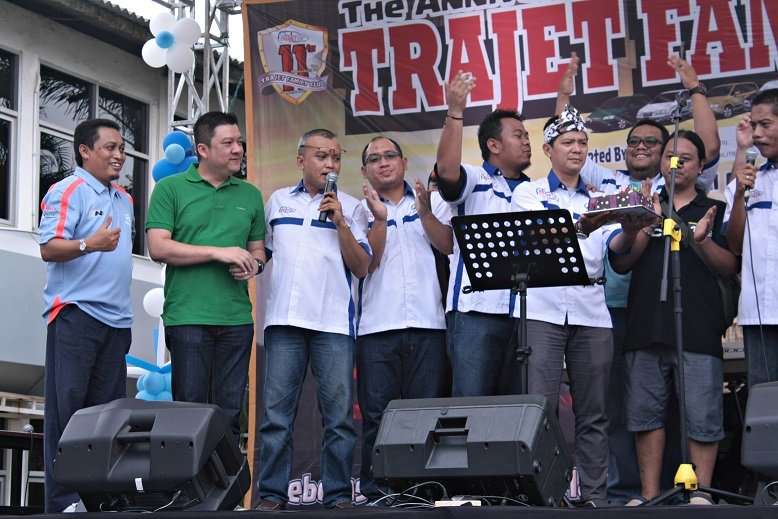 Hyundai Trajet Family Club Rayakan Ulang Tahun ke-11 Hyundai Trajet Family Club Rayakan Ulang Tahun ke-11
