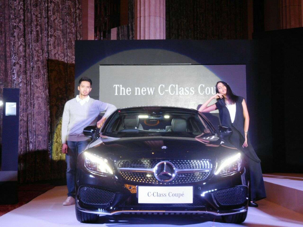 Mercedes-Benz Luncurkan 2 Keluarga Baru C-Class Mercedes-Benz Luncurkan 2 Keluarga Baru C-Class