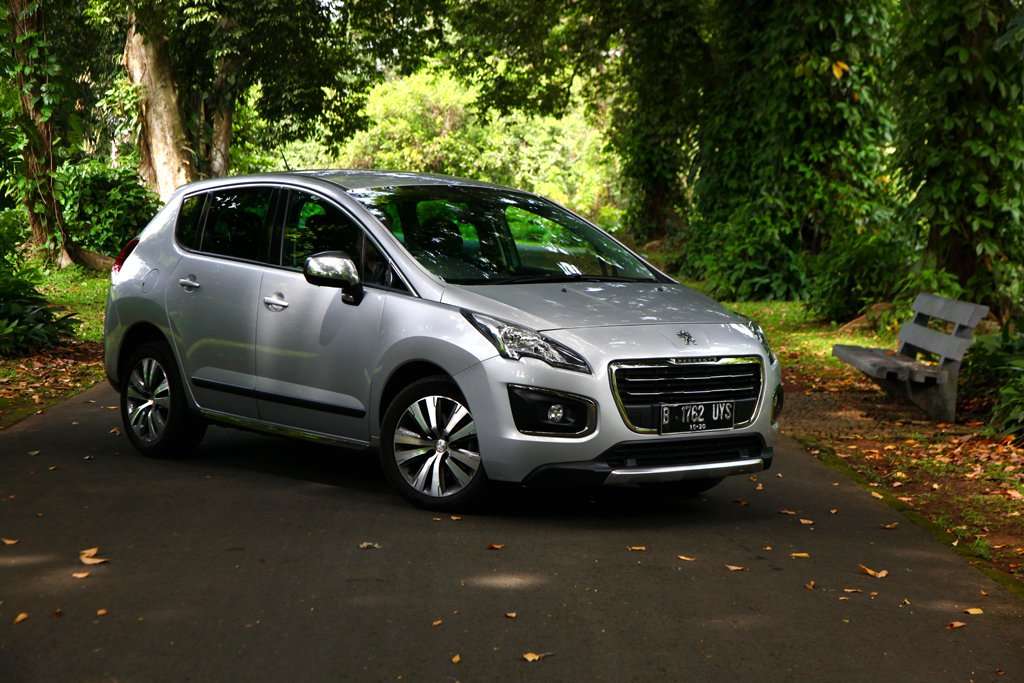 Test Drive: Peugeot 3008 yang Rileks dan Menenangkan Test Drive: Peugeot 3008 yang Rileks dan Menenangkan