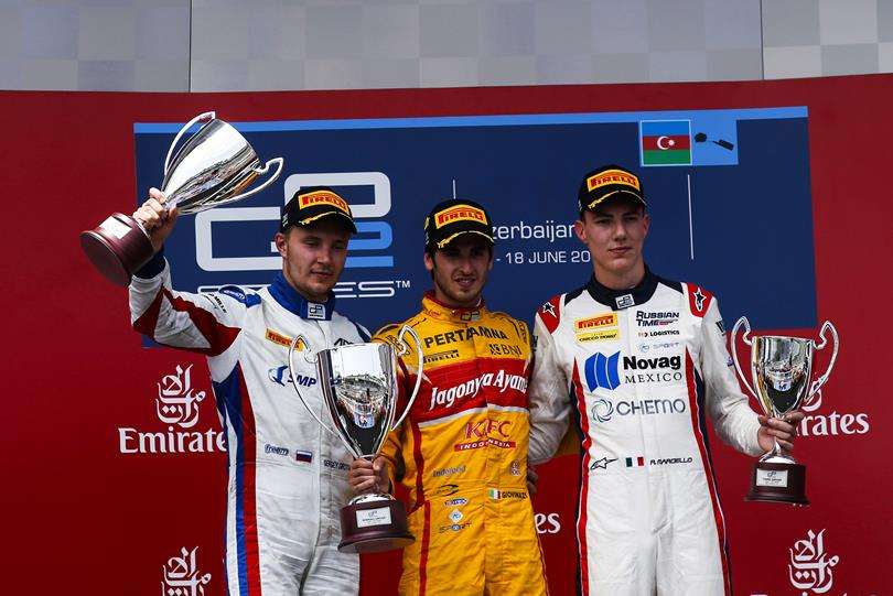 Antonio Giovinazzi Podium Pertama GP Baku, Sean Gelael Raih Poin Pertama Antonio Giovinazzi Podium Pertama GP Baku, Sean Gelael Raih Poin Pertama