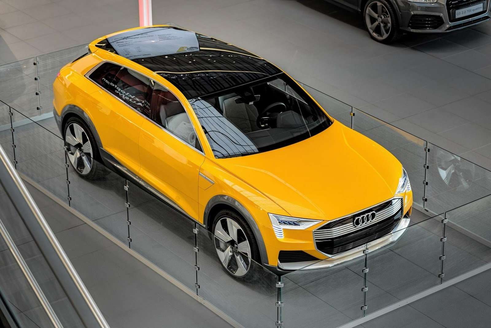 Bikin Penasaran, Audi H-Tron Quattro Tampil Sekilas di Audi Forum Bikin Penasaran, Audi H-Tron Quattro Tampil Sekilas di Audi Forum