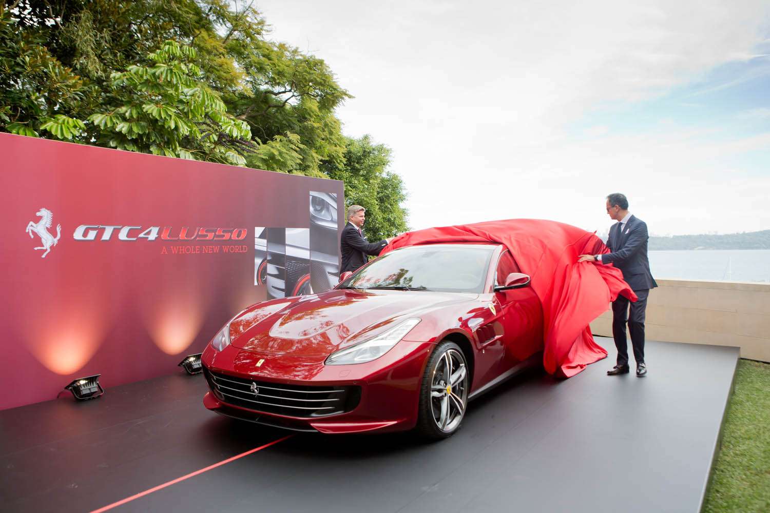 Ferrari Pilih Luncurkan 2 Model Baru di Australia dan Afrika Selatan Ferrari Pilih Luncurkan 2 Model Baru di Australia dan Afrika Selatan