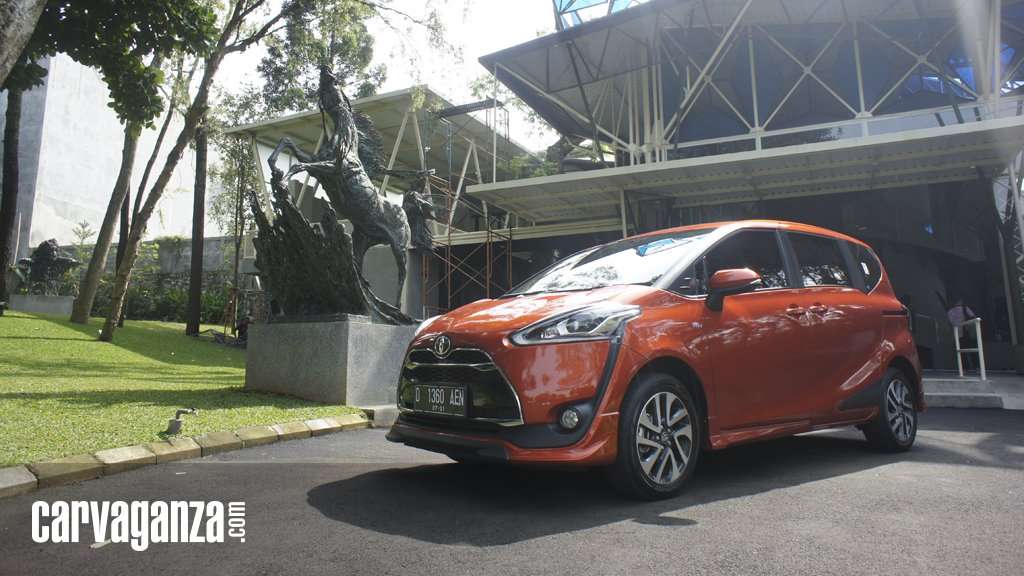 Toyota Sienta Mulai Diserahkan ke Konsumen Selasa Besok Toyota Sienta Mulai Diserahkan ke Konsumen Selasa Besok