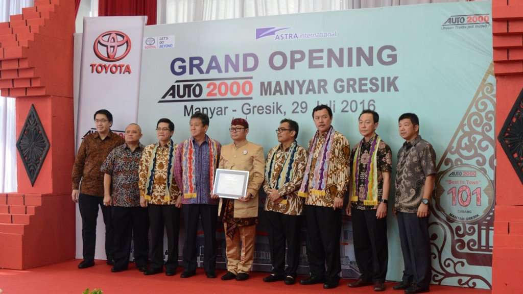 Toyota Buka Dealer ke-288 di Gresik Toyota Buka Dealer ke-288 di Gresik