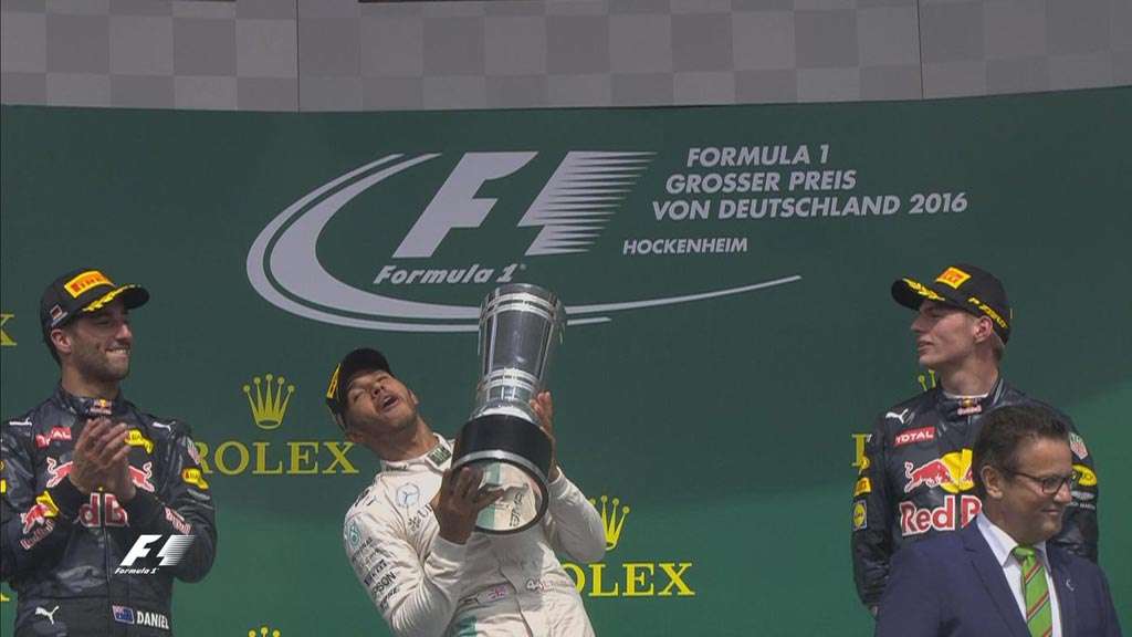 Hamilton Kokoh di Puncak Klasemen Usai Menangi GP Jerman Hamilton Kokoh di Puncak Klasemen Usai Menangi GP Jerman