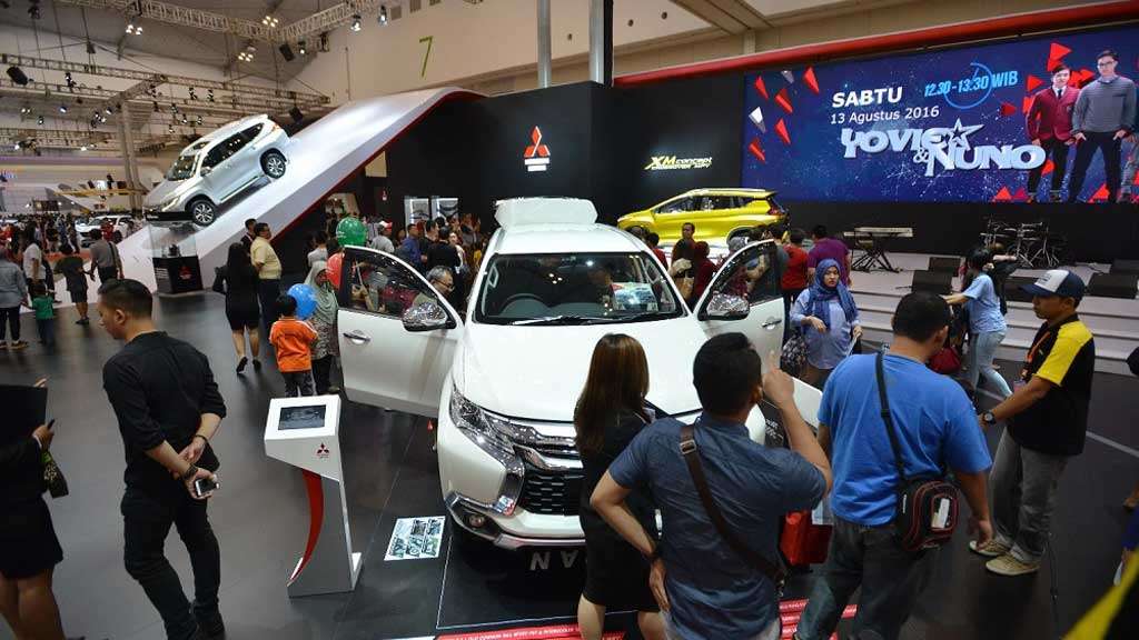 Mitsubishi Cetak Rekor Penjualan Baru di GIIAS 2016 Mitsubishi Cetak Rekor Penjualan Baru di GIIAS 2016