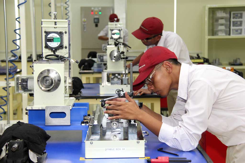 Toyota Indonesia Academy Investasi Rp 70 Miliar Sampai 2018 Toyota Indonesia Academy Investasi Rp 70 Miliar Sampai 2018