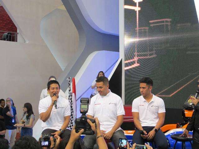 Rio Haryanto Datangi GIIAS 2016, Penonton Pecah Rio Haryanto Datangi GIIAS 2016, Penonton Pecah