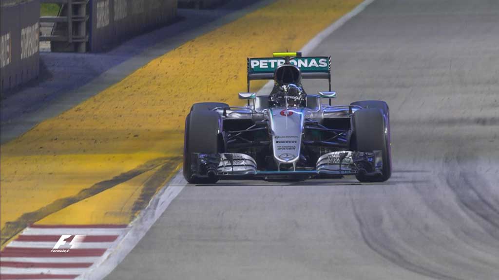 Rosberg Rebut Pole Position Pertama di GP Singapura Rosberg Rebut Pole Position Pertama di GP Singapura