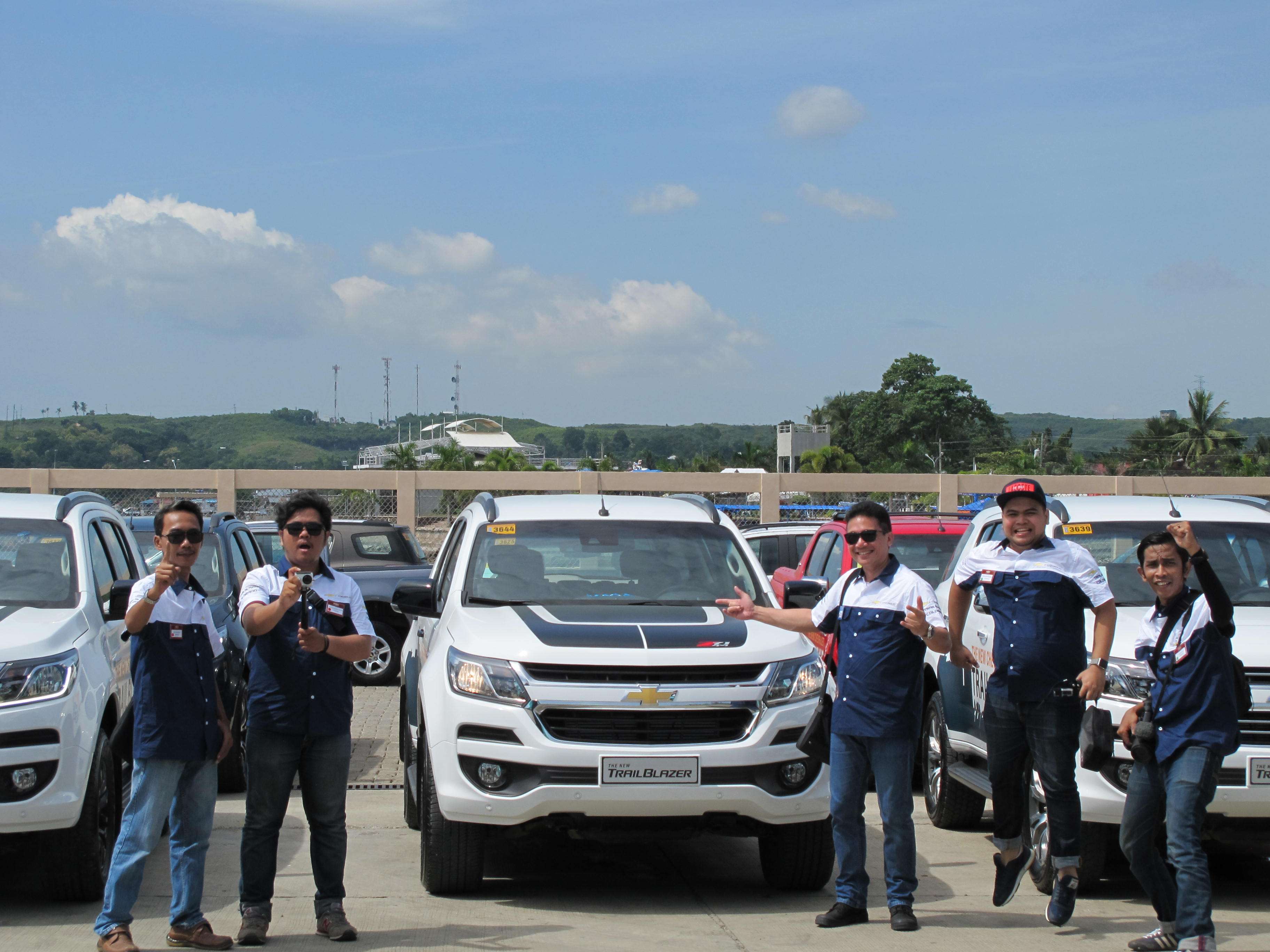 First Drive: Menguji New Chevrolet Trailblazer di Pantai Cebu First Drive: Menguji New Chevrolet Trailblazer di Pantai Cebu