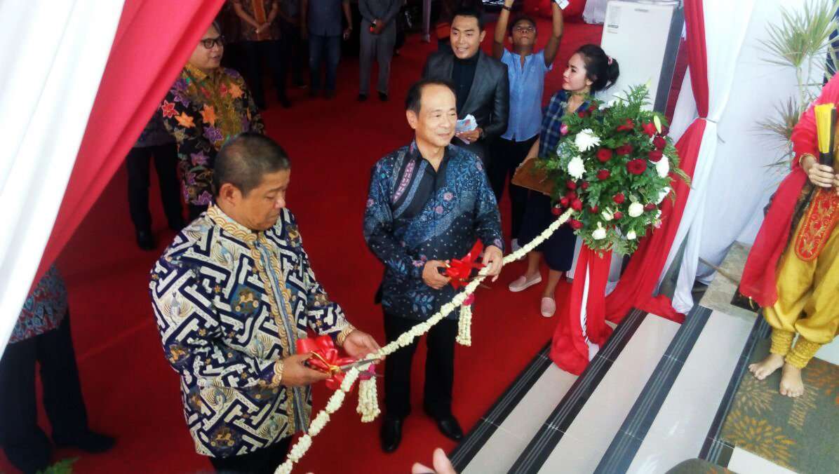 Suzuki Resmikan Dealer Ke-37 Di Jawa Barat Suzuki Resmikan Dealer Ke-37 Di Jawa Barat