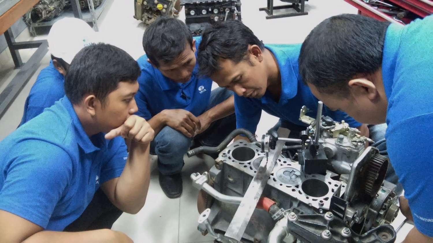 Populasi Meningkat, Tata Motors Latih 1.000 Mekanik Populasi Meningkat, Tata Motors Latih 1.000 Mekanik