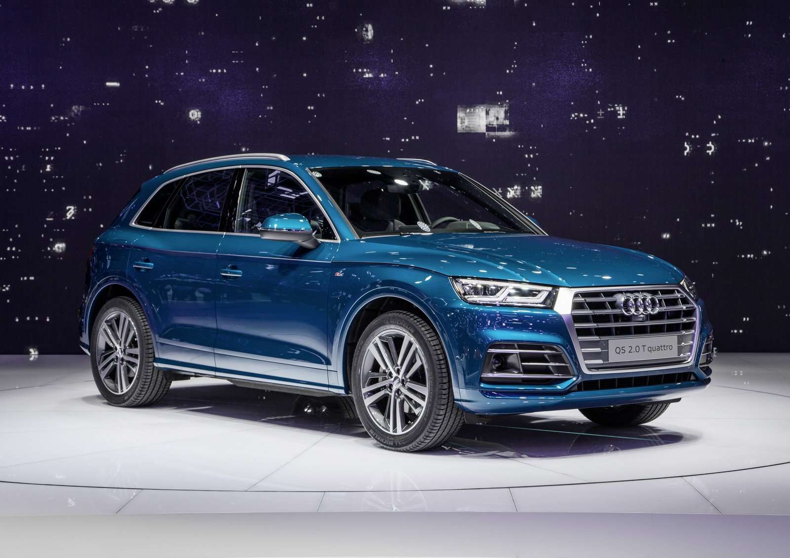 Audi Q5 Baru Makin Kaya Fitur Audi Q5 Baru Makin Kaya Fitur