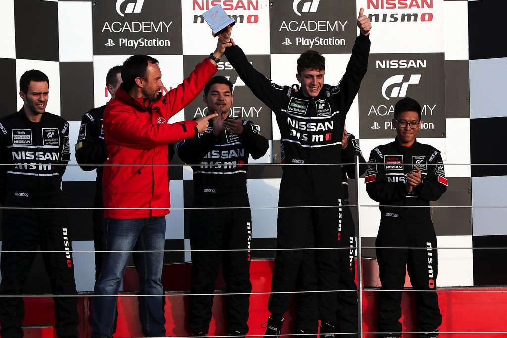 Indonesia Raih Peringkat Kedua di Nissan GT Academy Indonesia Raih Peringkat Kedua di Nissan GT Academy
